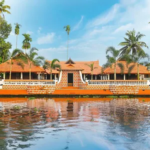 https://palmy-lake-resort-alappuzha.kerala-hotels.net